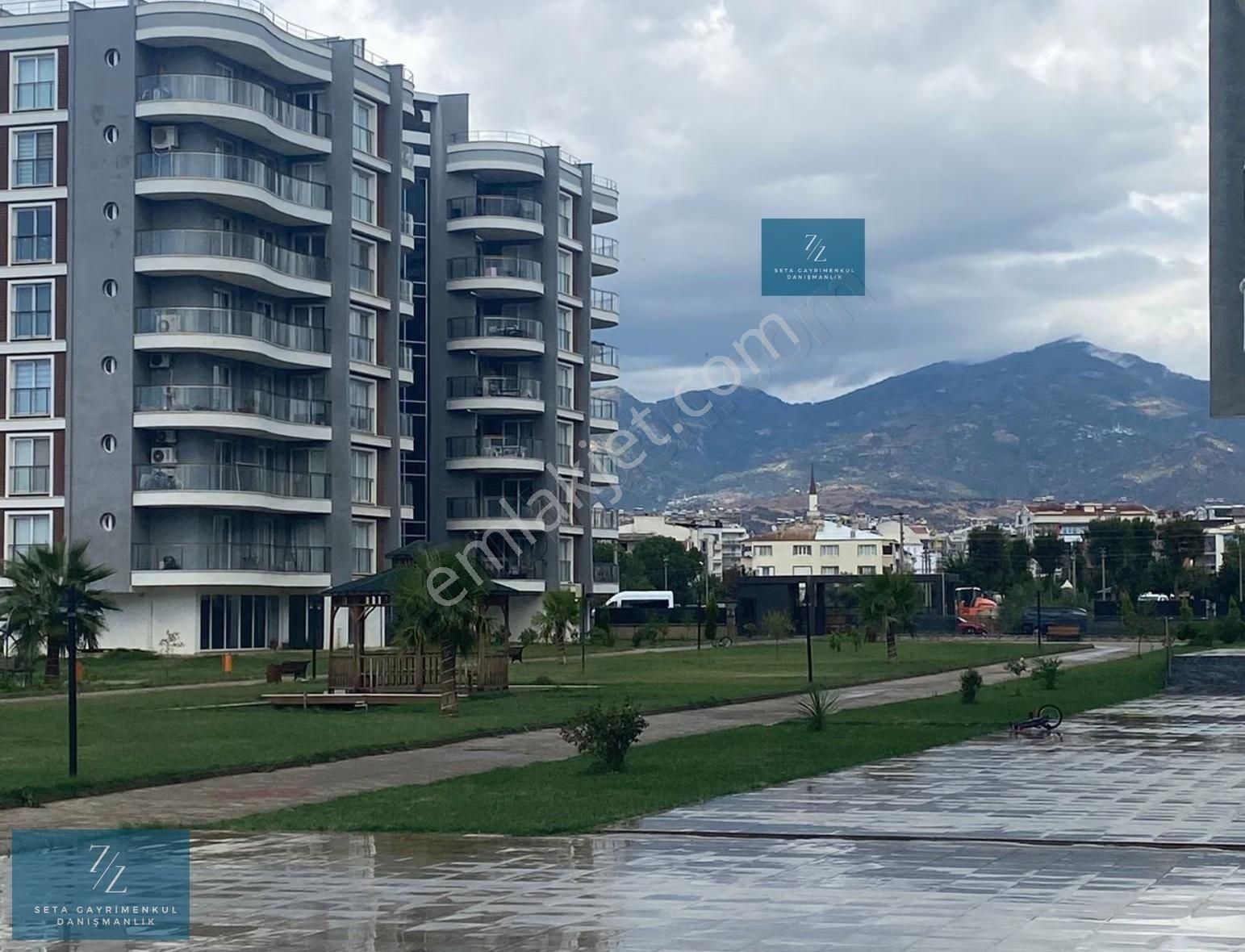 Seta Gayrimenkul | Noralife Sitesi Satılık 4+1 Rezidans