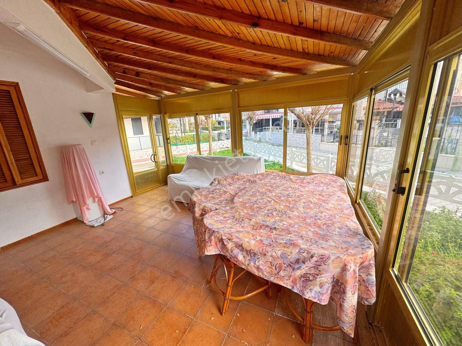 Kuşadası Davutlarda Denize 70 Metre 3+1 Bahçeli Yazlık - Görsel 10