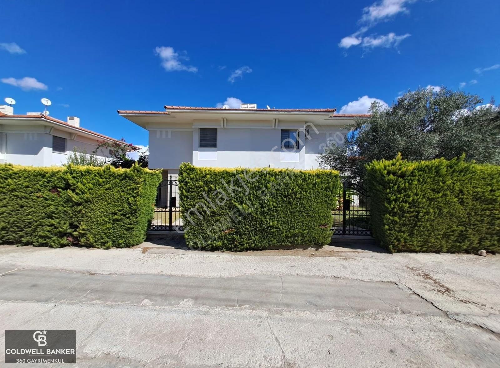 Çeşme Altınyunus Denize 400 M Yüzme Havuzlu Sitede Satılık Villa - Görsel 35