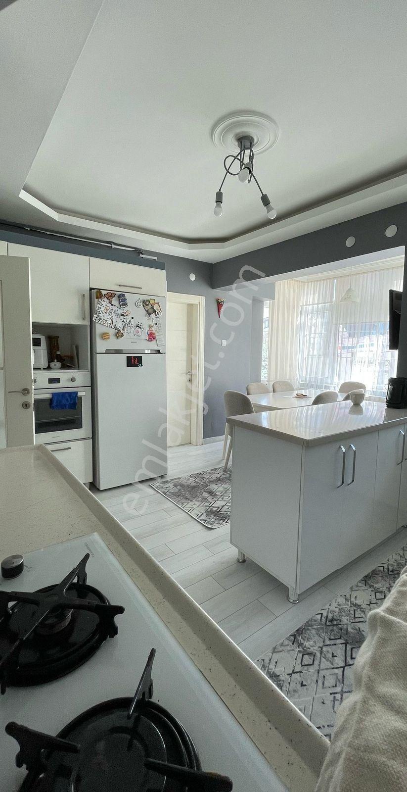 Akyurtta İçi Ful+ful Yapılı Özel Mimarili Geniş 5+1 Villa !!!!!! - Görsel 17