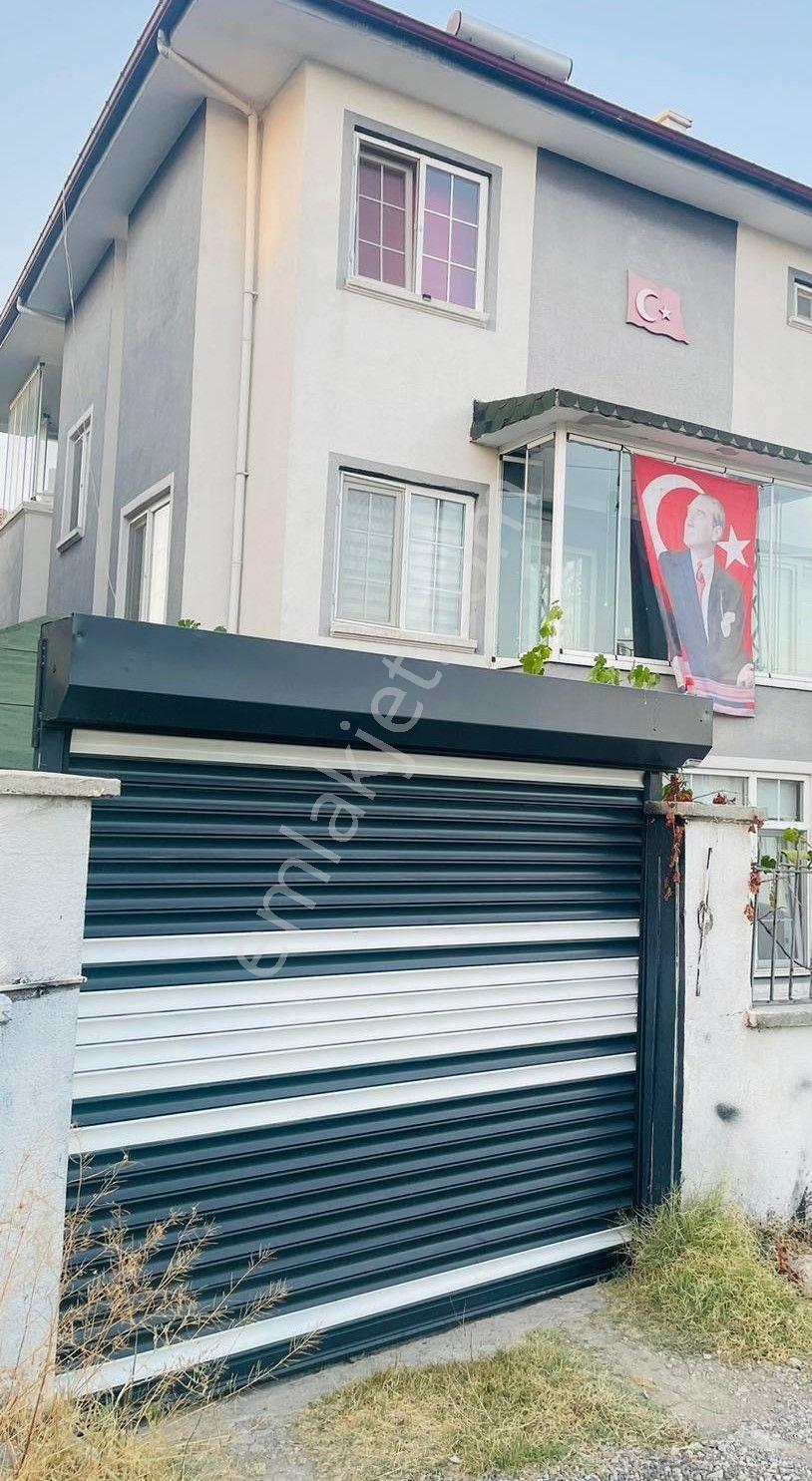 Akyurtta İçi Ful+ful Yapılı Özel Mimarili Geniş 5+1 Villa !!!!!! - Görsel 2