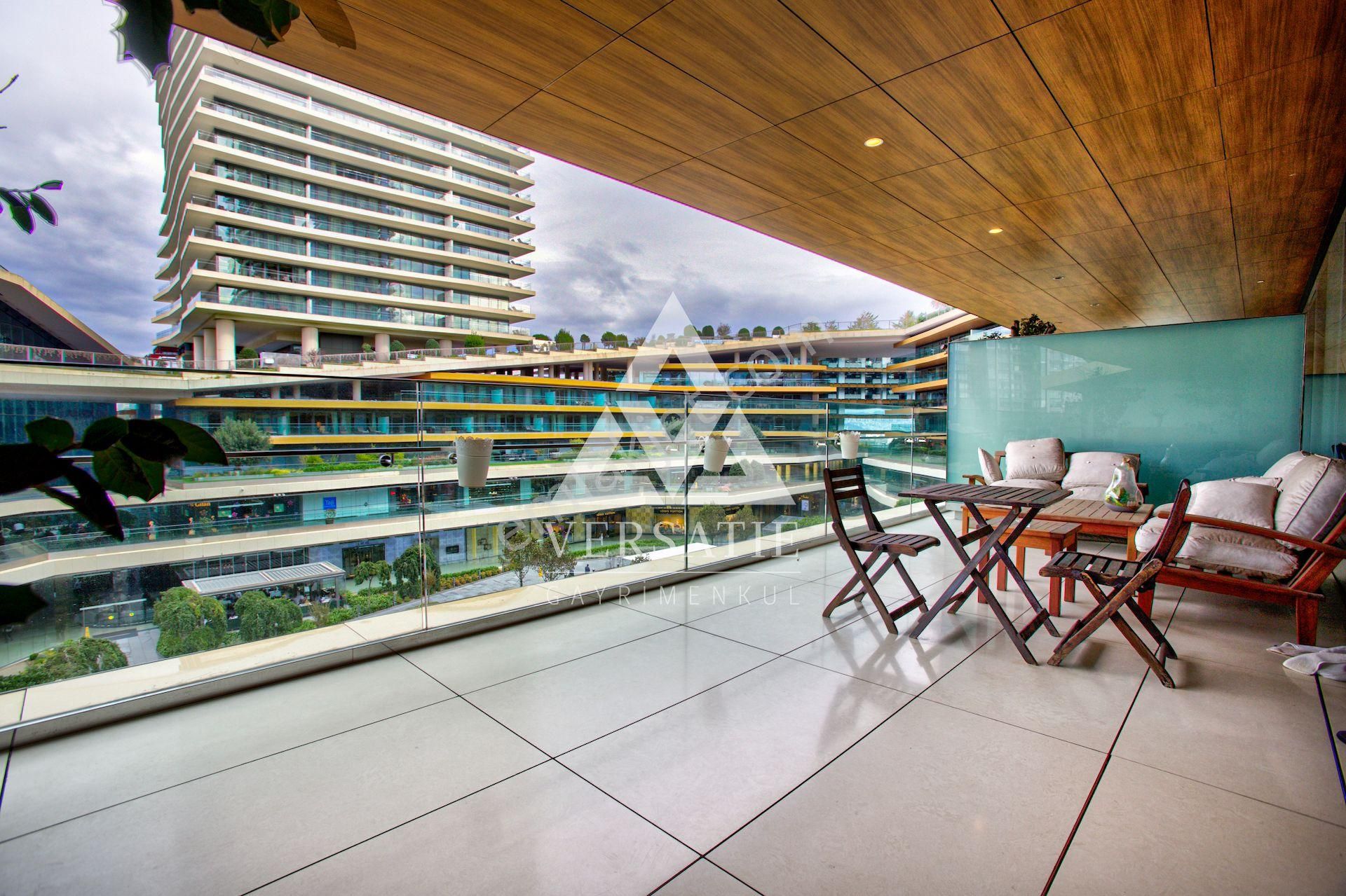 Zorlu Center'da Satılık 179 M2 Balkonlu 2+1 Fırsat Daire - Görsel 2