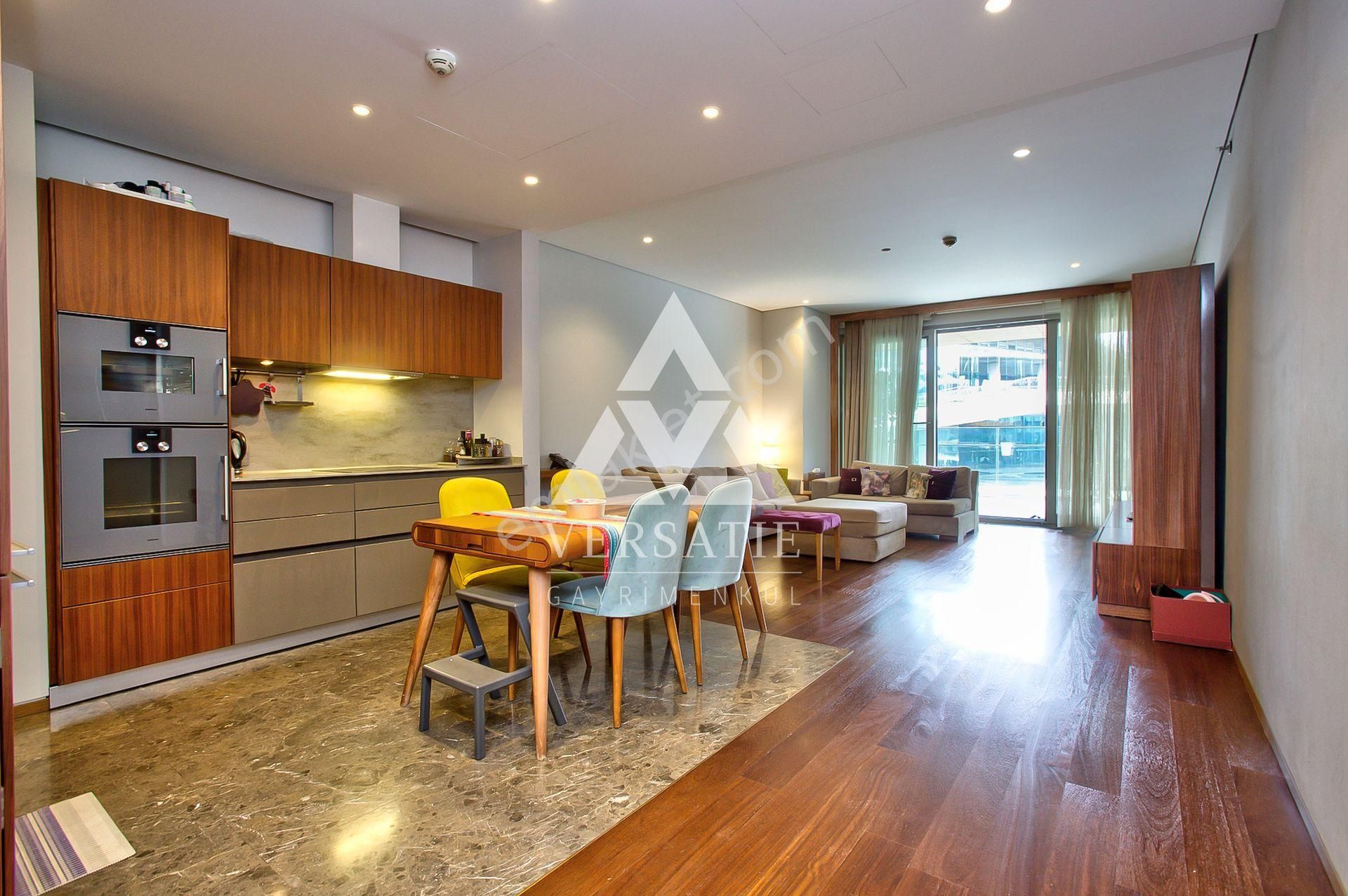 Zorlu Center'da Satılık 179 M2 Balkonlu 2+1 Fırsat Daire - Görsel 21