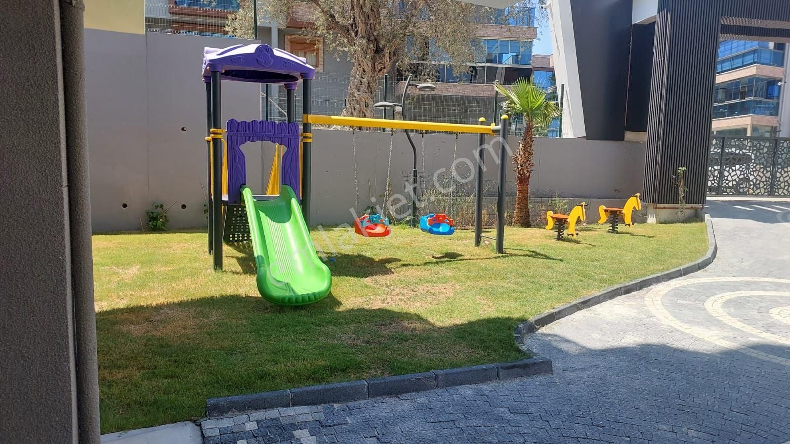 Kuşadası Değirmenderede Havuzlu Sitede Yerden Isıtmalı Sıfır Lüx 1+1 Muhteşem Daire - Görsel 22