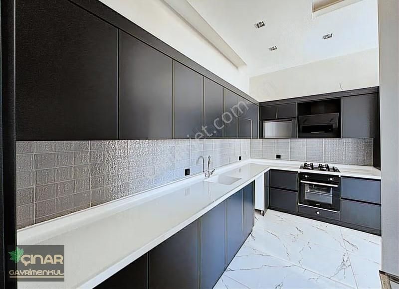 İldemde Muhteşem Konumda 3,5+1 Satılık Sıfır Lüks Daire