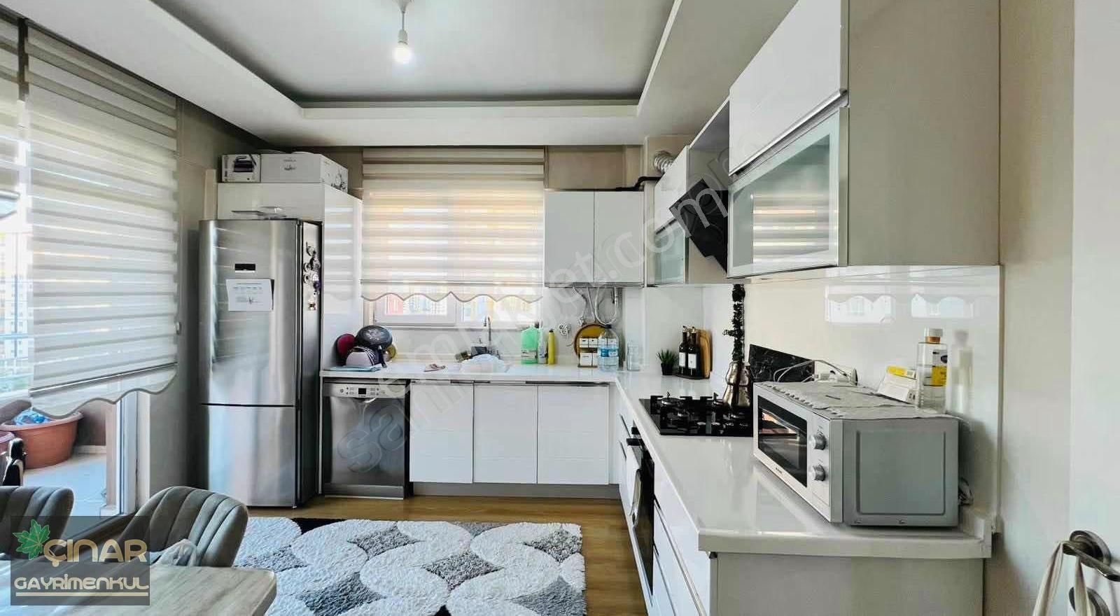 Esentepe'de Yüksekkrediye Uygun Merkezi Konumda Satılık3+1 Daire - Görsel 2