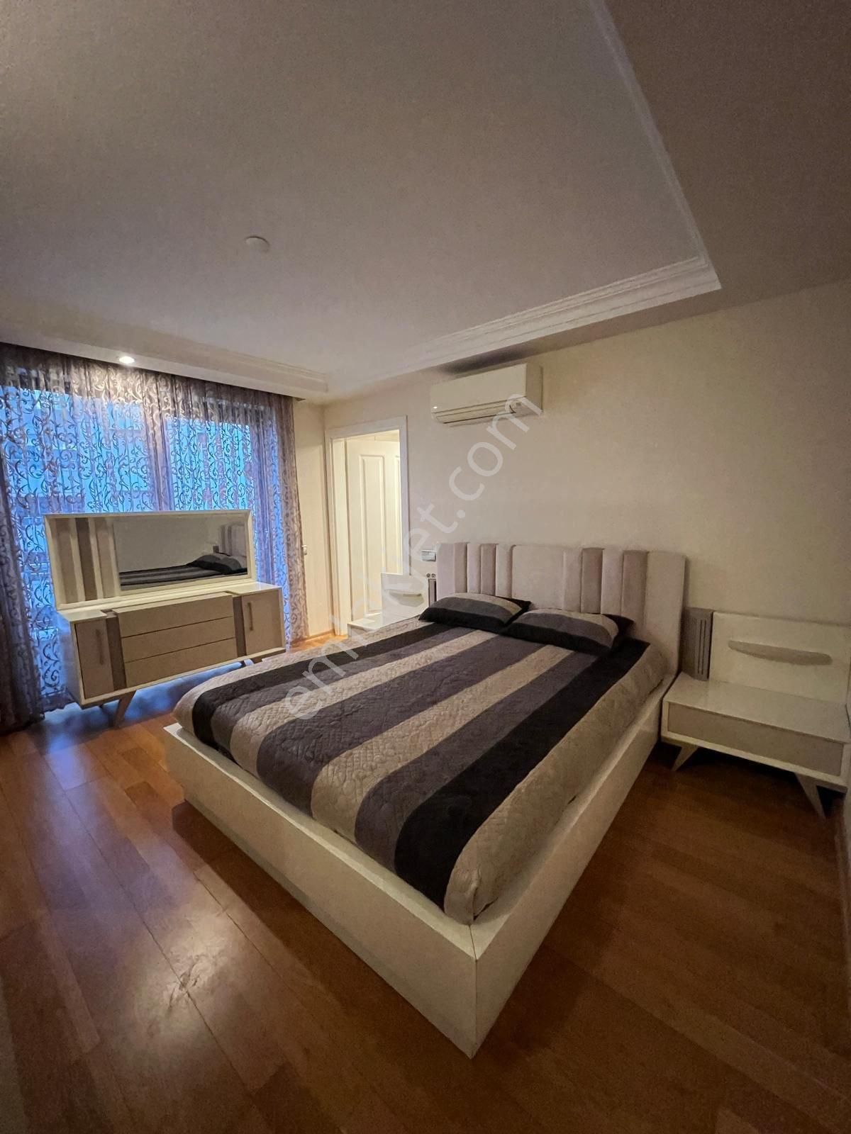 Konyaaltı Liman Mah, Denize Sifir Ultra Lüks 2+1 Daire - Görsel 13
