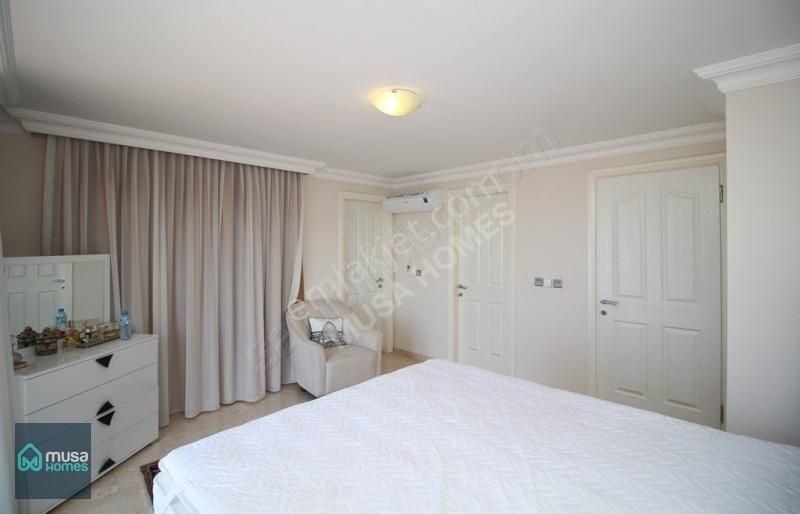 Alanya Tepe Mah. 4+1 Müstakil Villa Deniz Doğa Şehir Kale Manzar - Görsel 9