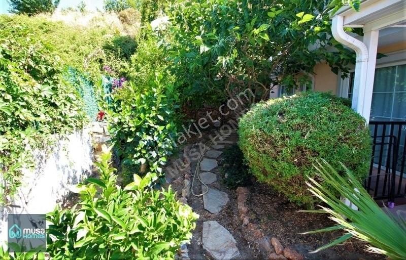 Alanya Tepe Mah. 4+1 Müstakil Villa Deniz Doğa Şehir Kale Manzar - Görsel 4