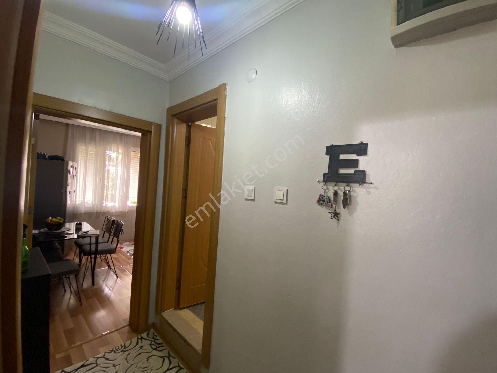 Acill Konak 26 Ağustos Mah.de Levent Meydan Yakını 2+1 70m2 Ayrı Mutfak Arakat Bakımlı Satılık Daire - Görsel 23