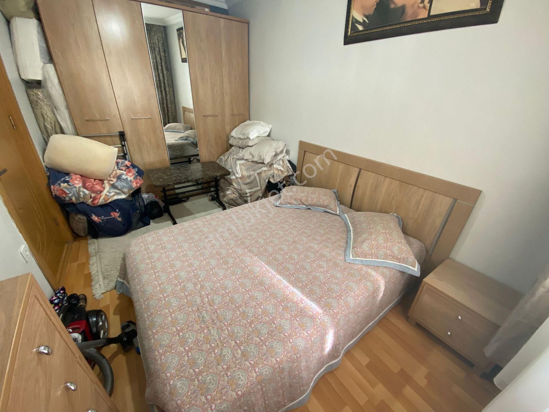 Acill Konak 26 Ağustos Mah.de Levent Meydan Yakını 2+1 70m2 Ayrı Mutfak Arakat Bakımlı Satılık Daire - Görsel 14