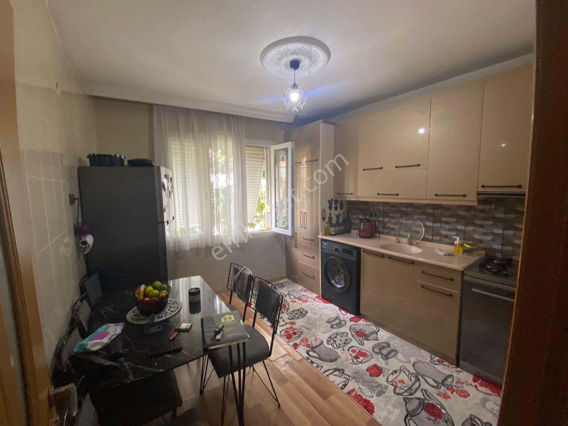 Acill Konak 26 Ağustos Mah.de Levent Meydan Yakını 2+1 70m2 Ayrı Mutfak Arakat Bakımlı Satılık Daire - Görsel 15