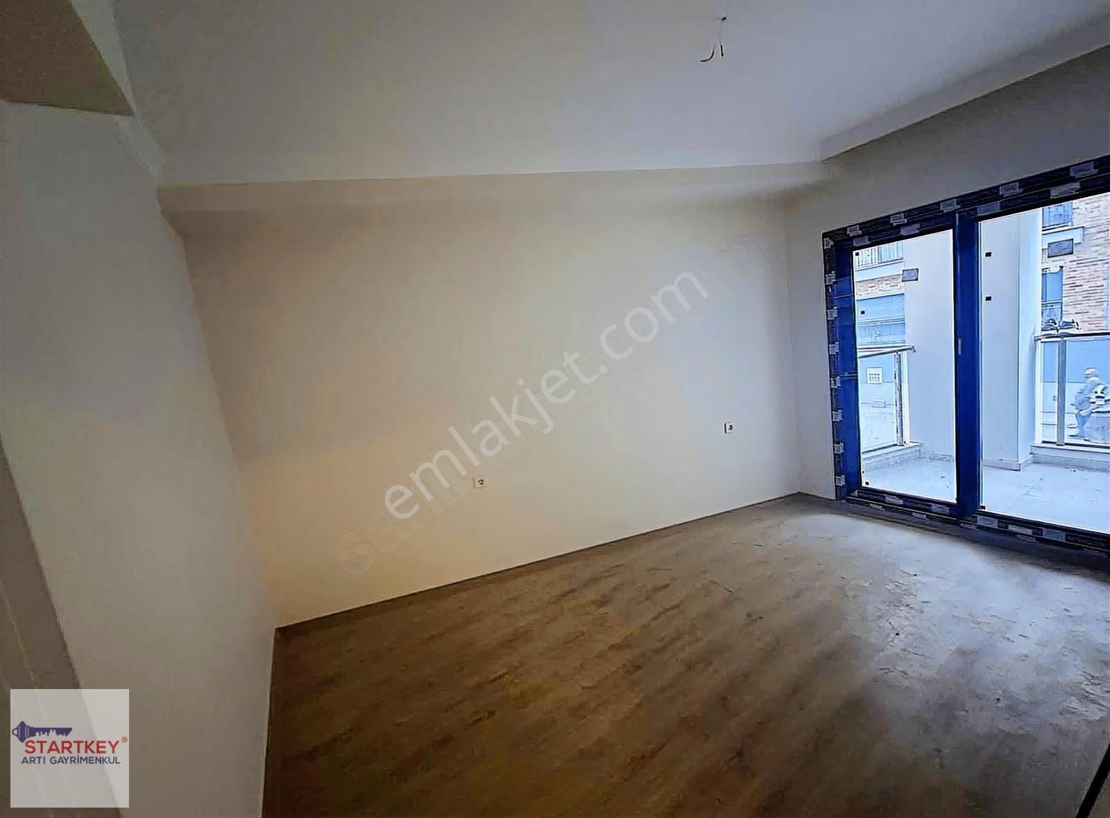 Demirköprü İzban Yakını Balkonlu Satılık 1+1 Sıfır Daire - Görsel 4