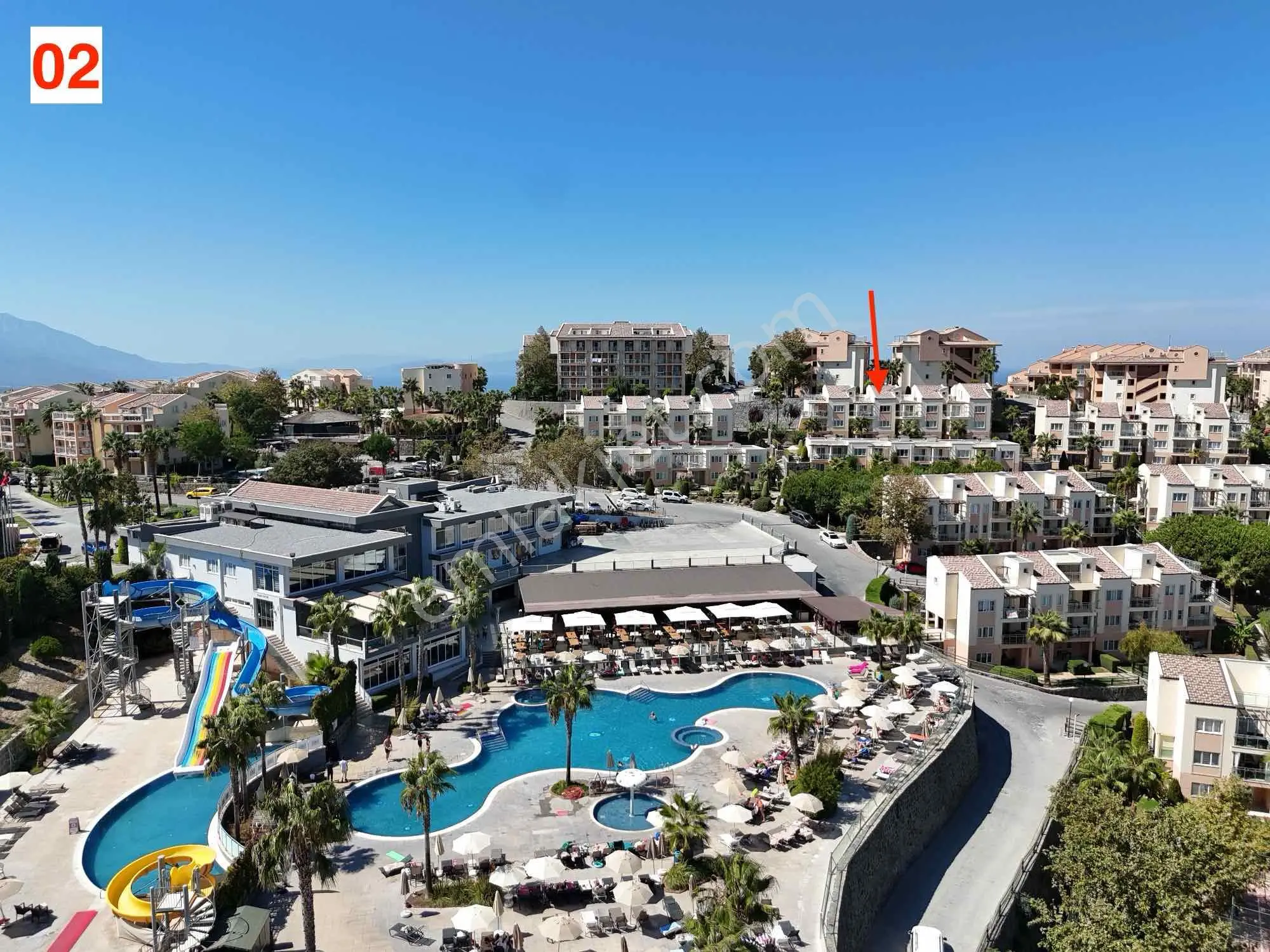 Tüm Olanaklarıyla Bir Tatil Köyü İçerisinde Satılık Eşyalı Dubleks Daire - Görsel 2