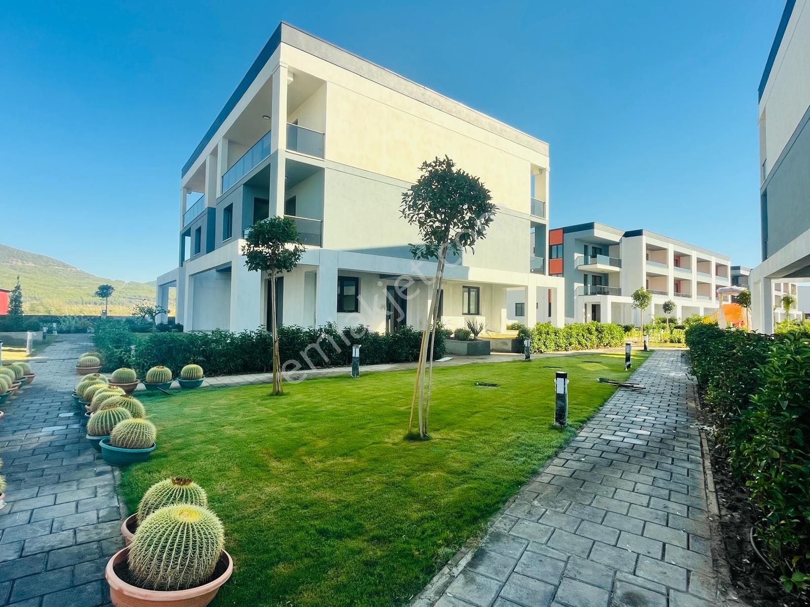 Emsalsiz Havuzlu Site İçerisinde 2+1 117 M2 İkiz Villa - Görsel 26