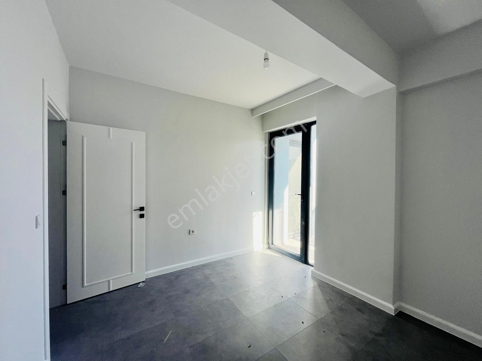 Emsalsiz Havuzlu Site İçerisinde 2+1 117 M2 İkiz Villa - Görsel 12
