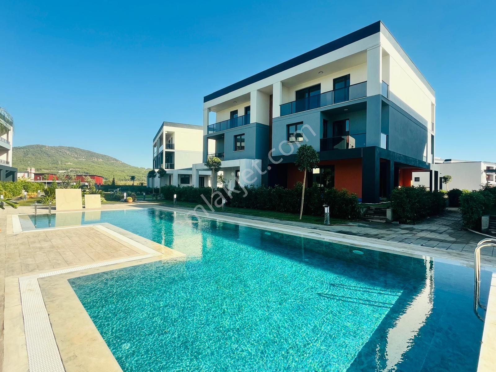 Emsalsiz Havuzlu Site İçerisinde 2+1 117 M2 İkiz Villa - Görsel 29