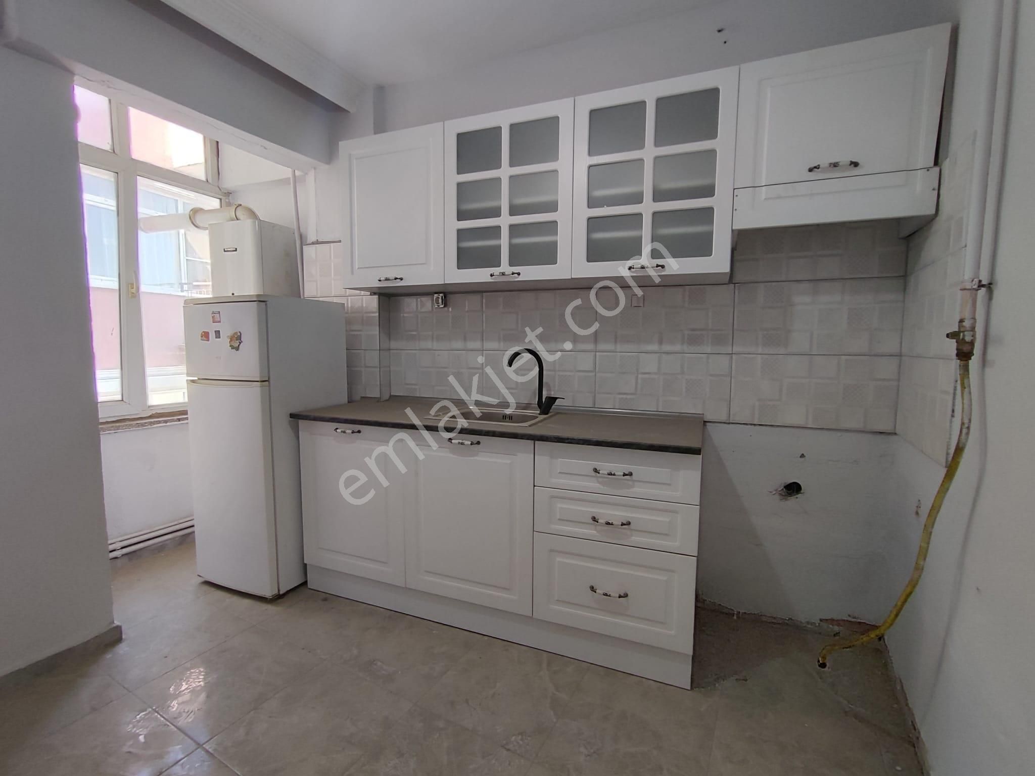 Balıkesir Altıeylül Mahallesi Harika Konumda 2+1 Satılık Daire - Görsel 5