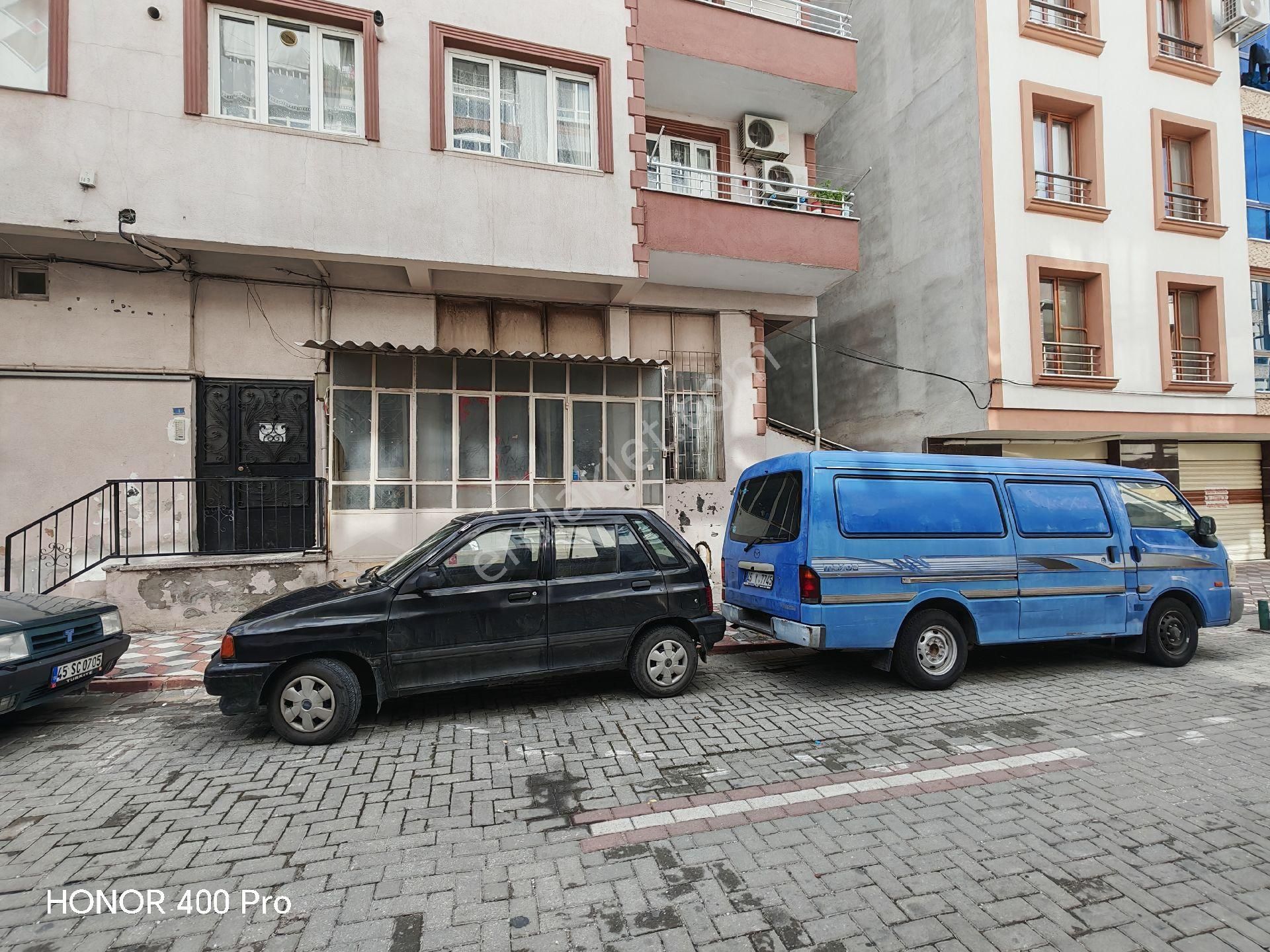 Utku Gayrimenkulden Akhisar Hürriyet Mahallesinde Satılık Dükkan - Görsel 4