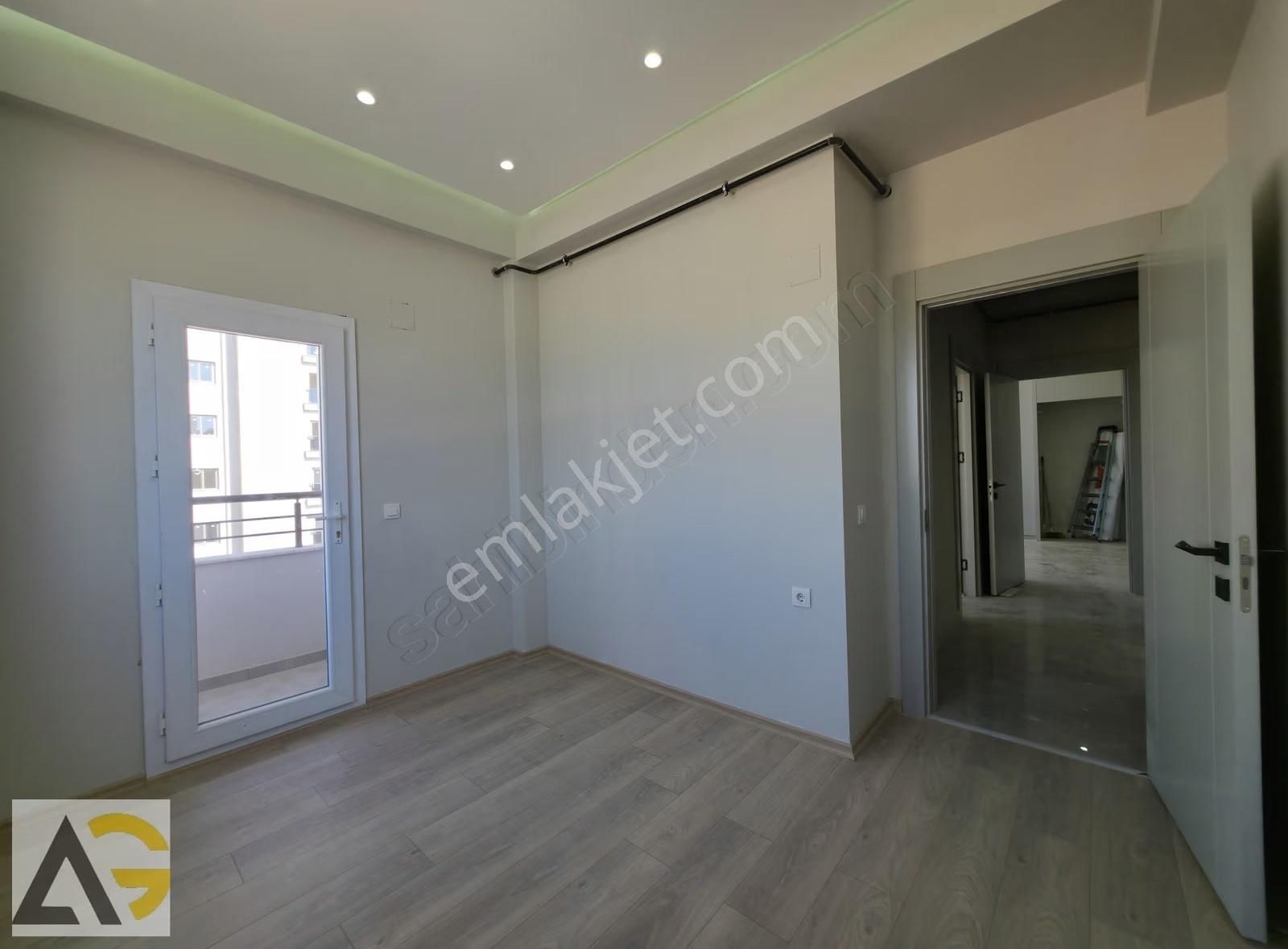 Auradan Mezitli Yeni Yolda Satılık 3+1 Daire - Görsel 14