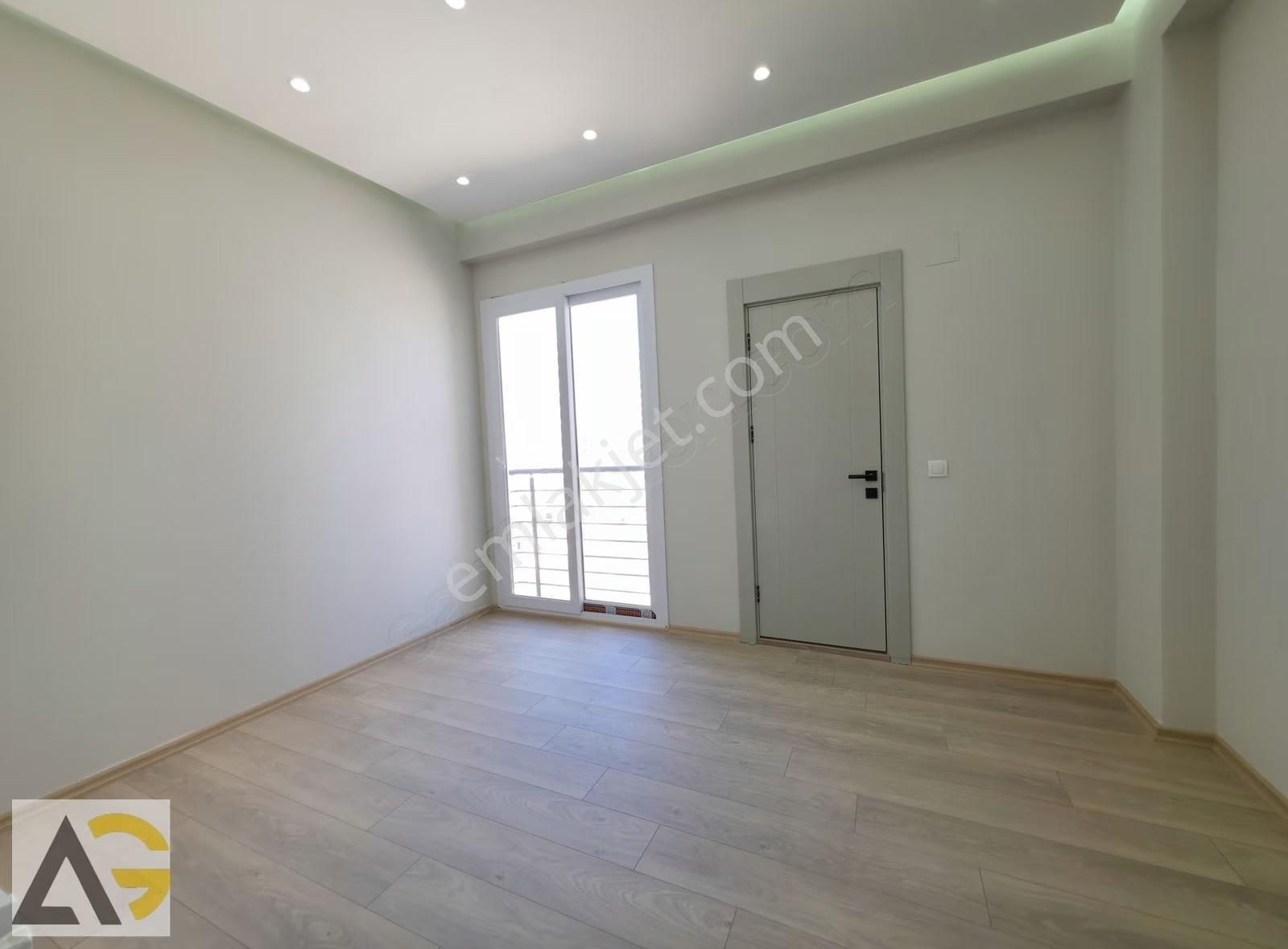 Auradan Mezitli Yeni Yolda Satılık 3+1 Daire - Görsel 5