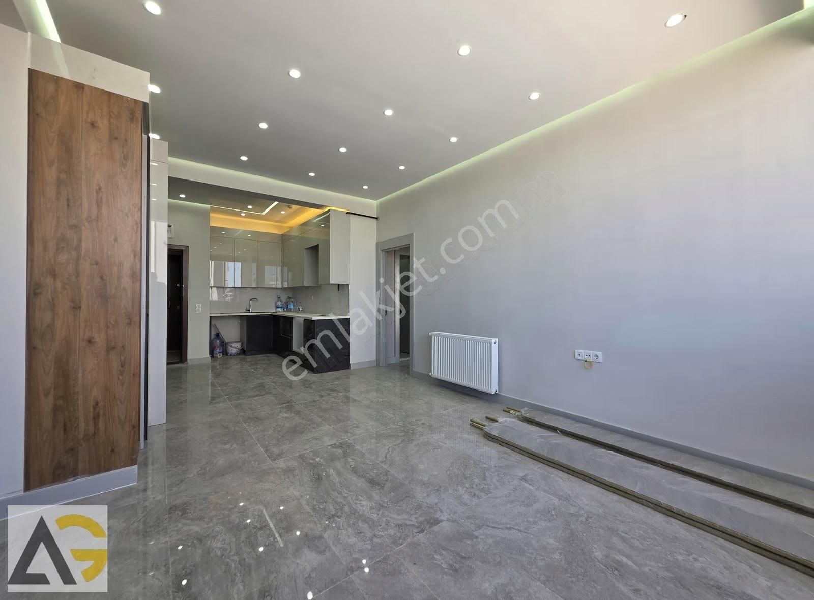 Auradan Mezitli Yeni Yolda Satılık 3+1 Daire