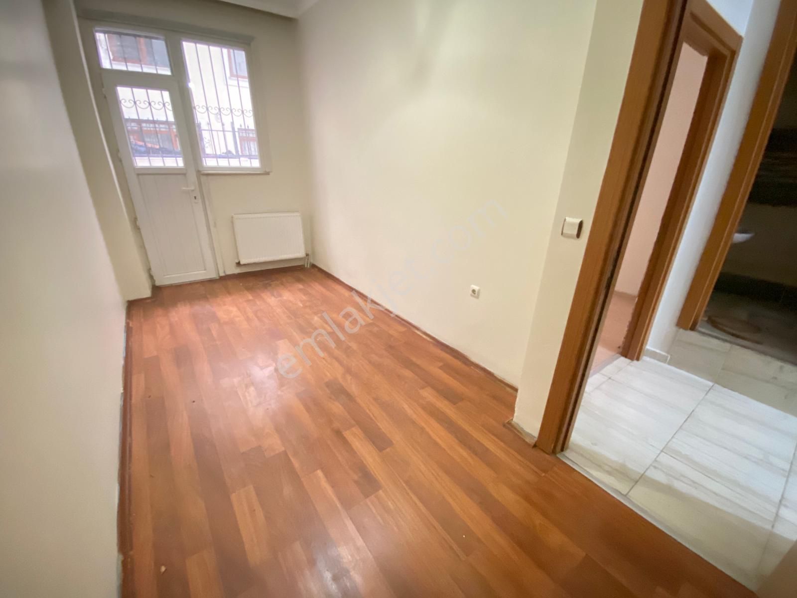 Esenyurt 3evler Mah Kiralık 2+1 90m2 Bahçeli Bahçe Katı - Görsel 13