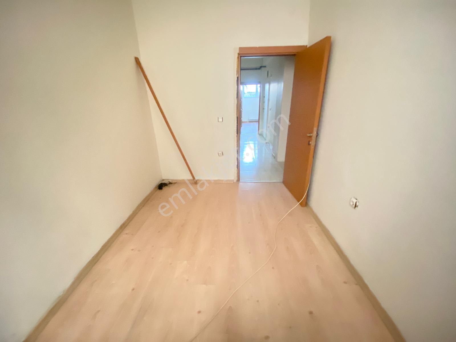 Esenyurt 3evler Mah Kiralık 2+1 90m2 Bahçeli Bahçe Katı - Görsel 18