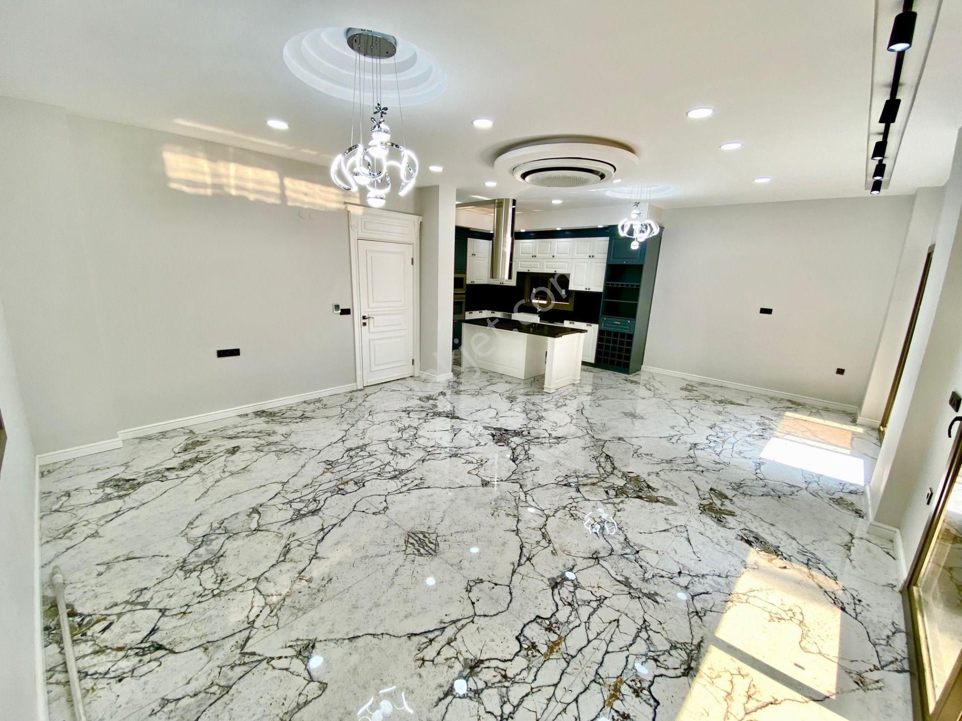 ▶▶akçay Körfez'den 650 M2 Arsa İçinde Denize 300 Metre 4+1 Müstakil Villa - Görsel 17