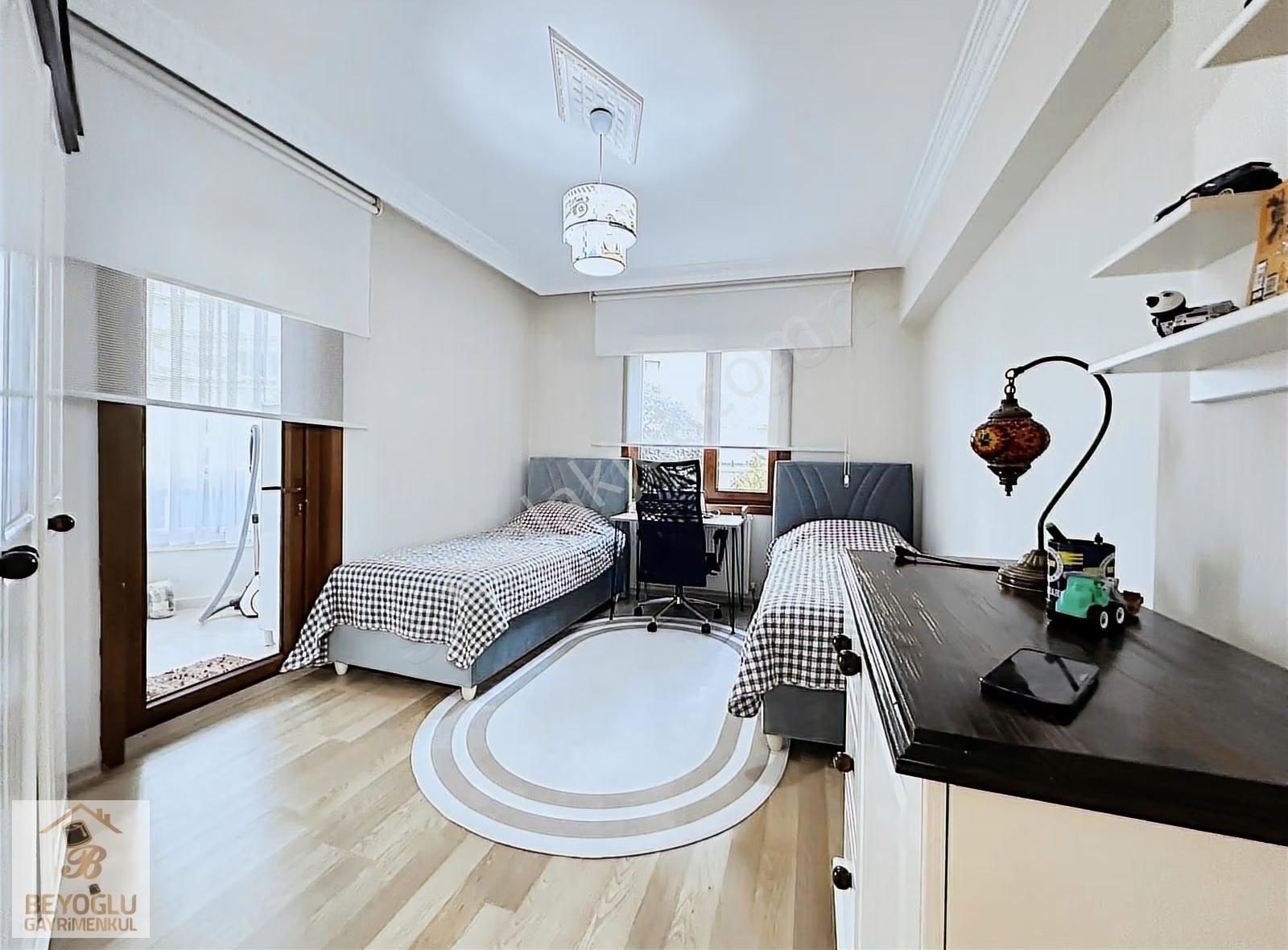 Beyoglu'ndan Full Yapılı Çift Banyolu Elit Sitede 3+1 Satılık - Görsel 13