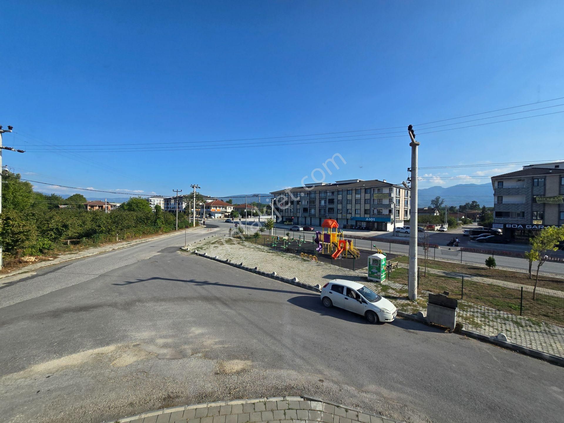 Düzce/merkez Otogar Yanında Satılık Arakat Geniş 2+1 - Görsel 24