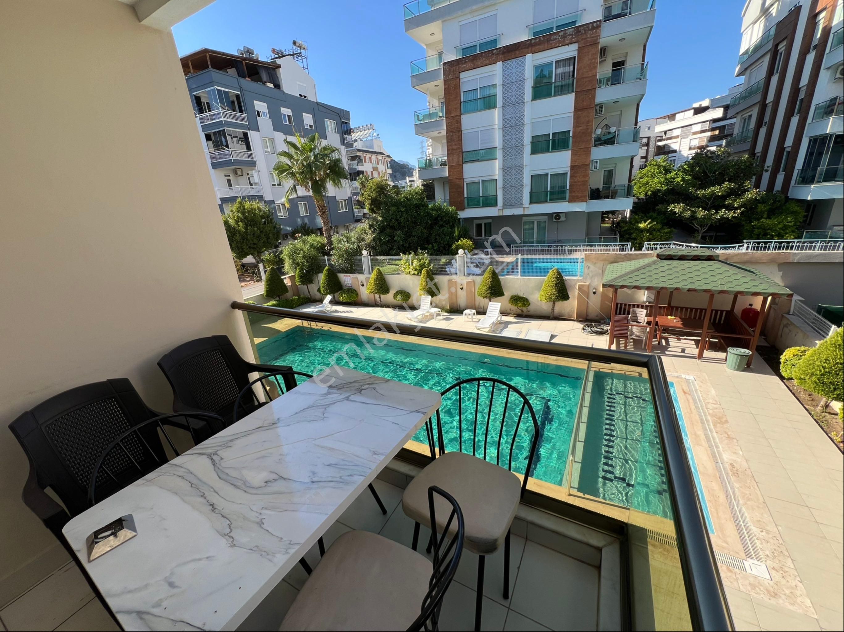 Antalya Konyaaltı Merkezi Konumda Yeni Bina Yeni Temiz Eşyalı 2+1 Kiralık Daire - Görsel 7