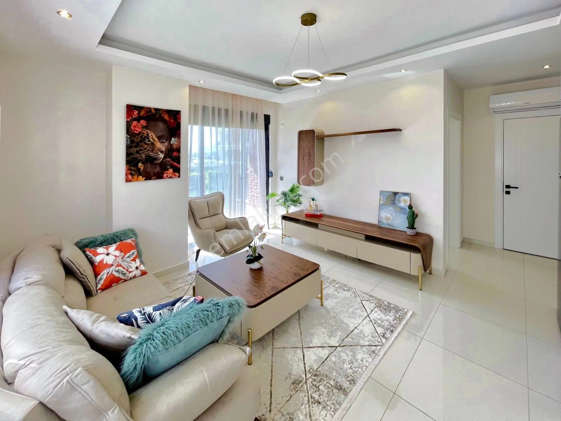 Alanya Kargıcak'ta Bahçeye Çıkışlı 1+1 Daire, Lüks Sitede - Görsel 4