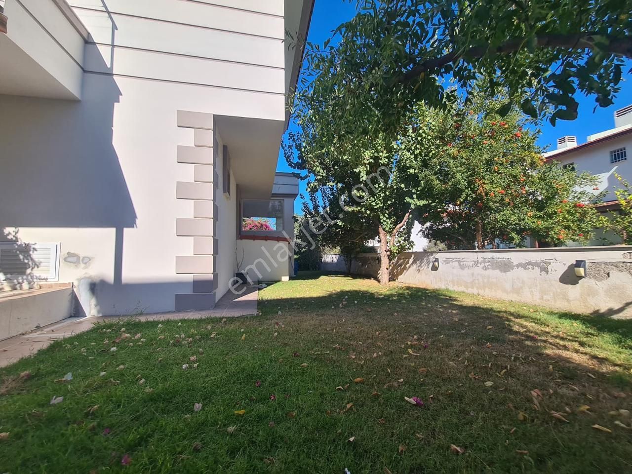 Smyrna Team’den Çeşme Boyalık’ta, Deniz Manzaralı, Şık 3+1 Villa - Görsel 14