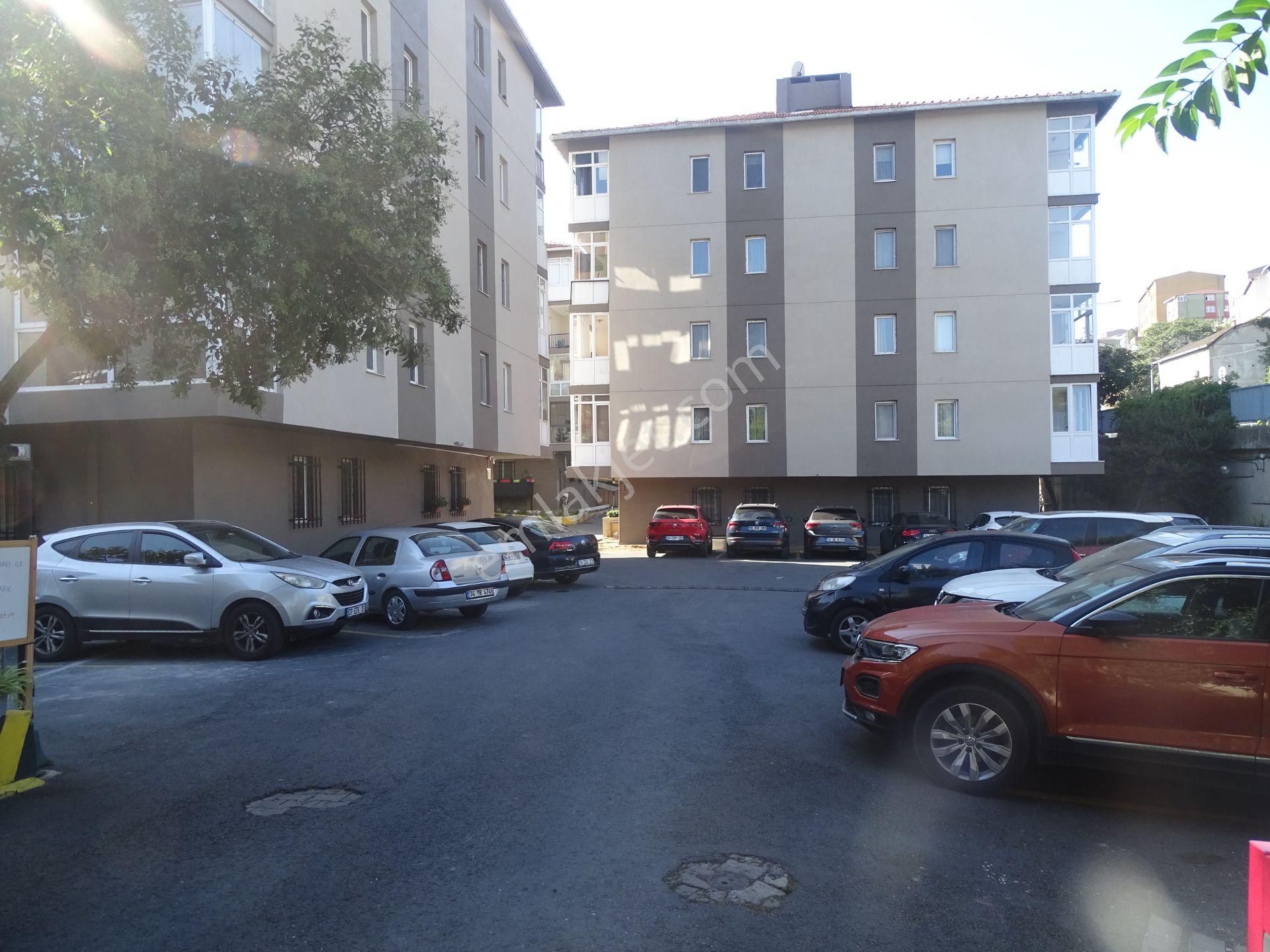 İstinye Parka Yakın Güvenlikli Otoparklı Sitede 3+1 Kombili Daire - Görsel 25