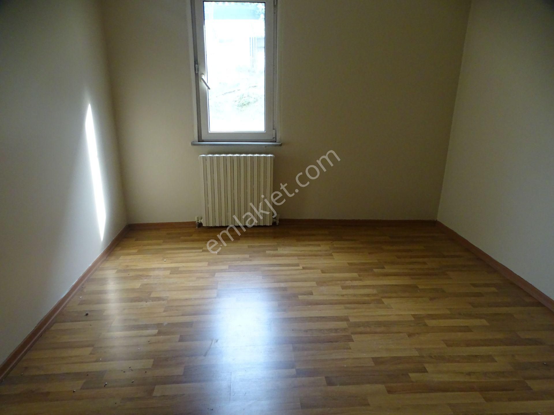 İstinye Parka Yakın Güvenlikli Otoparklı Sitede 3+1 Kombili Daire - Görsel 18