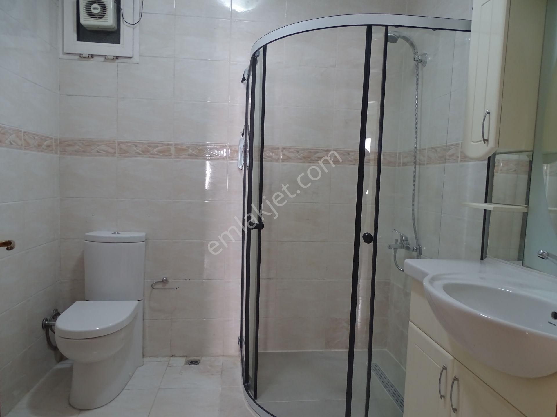 İstinye Parka Yakın Güvenlikli Otoparklı Sitede 3+1 Kombili Daire - Görsel 11