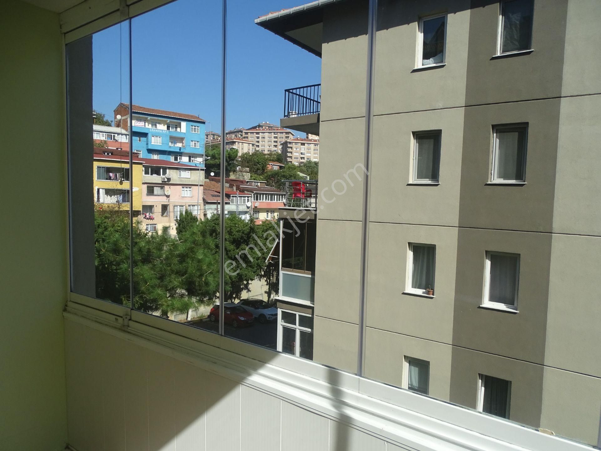 İstinye Parka Yakın Güvenlikli Otoparklı Sitede 3+1 Kombili Daire - Görsel 16