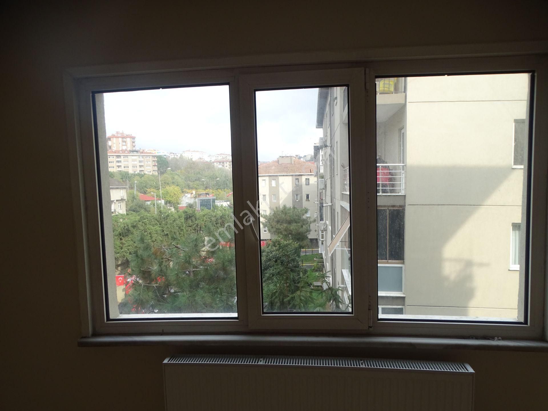 İstinye Parka Yakın Güvenlikli Otoparklı Sitede 3+1 Kombili Daire - Görsel 6