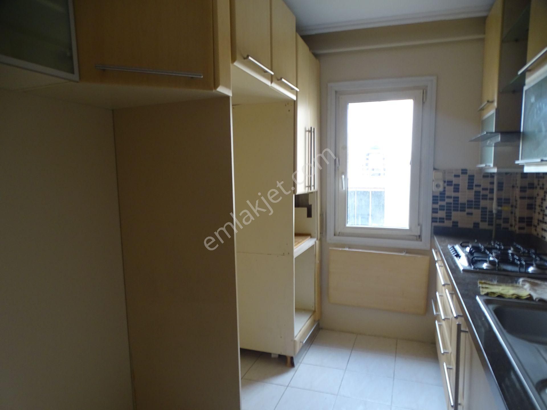 İstinye Parka Yakın Güvenlikli Otoparklı Sitede 3+1 Kombili Daire - Görsel 20