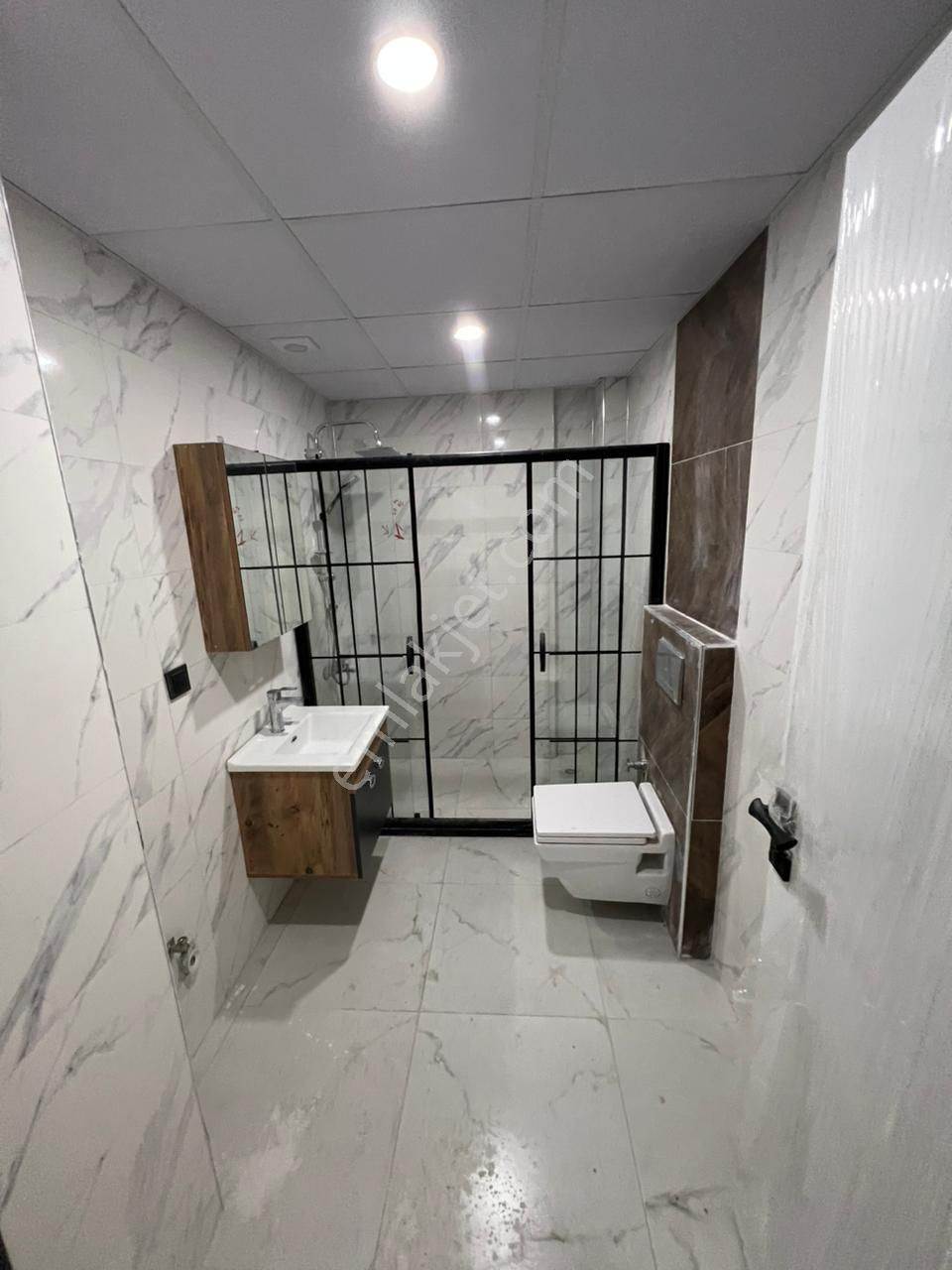 Akademi Emlak'tan Zafer'de Asansörlü Sıfır 1+1 Satılık Daire - Görsel 8