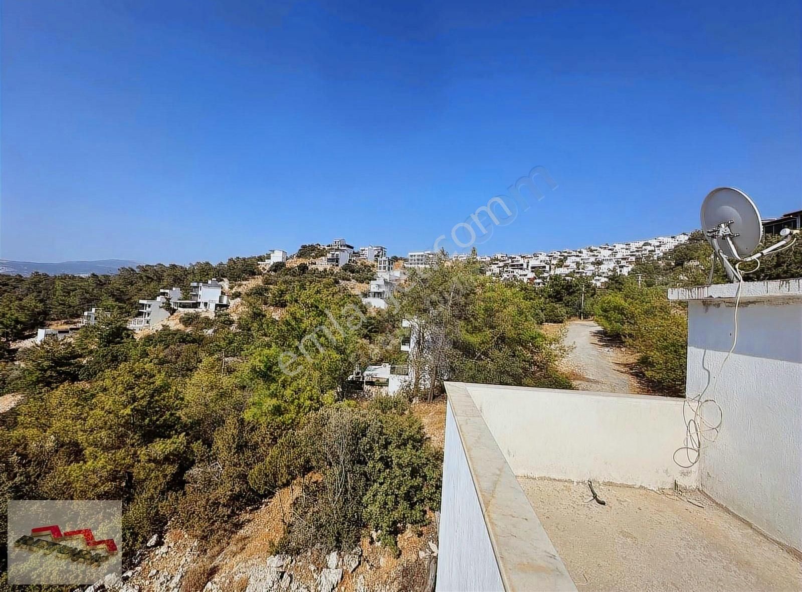 Akbük Mah. 2+1 Panoramik Deniz Manzaralı Villa - Görsel 3