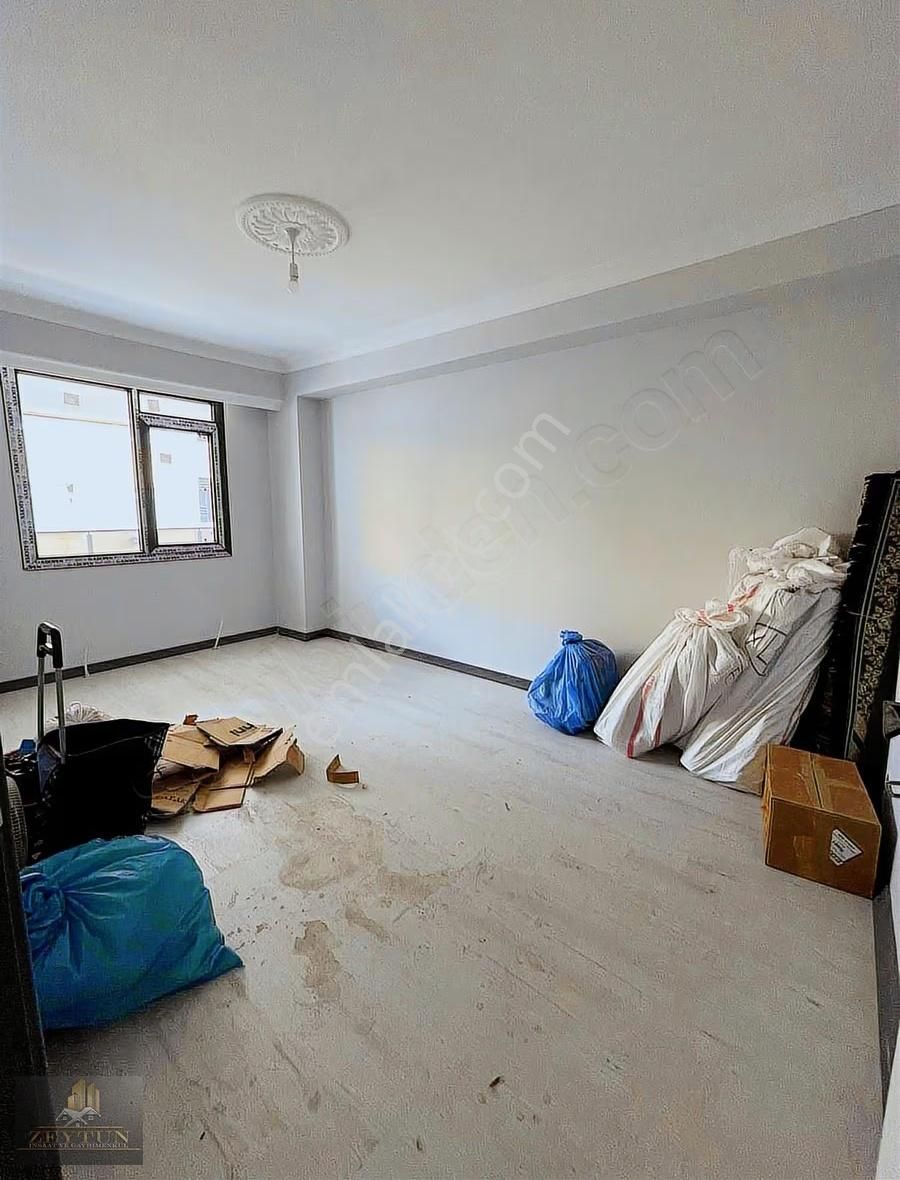 Başakşehir Güvercıntepe Satılık 2+1 Daire - Görsel 2