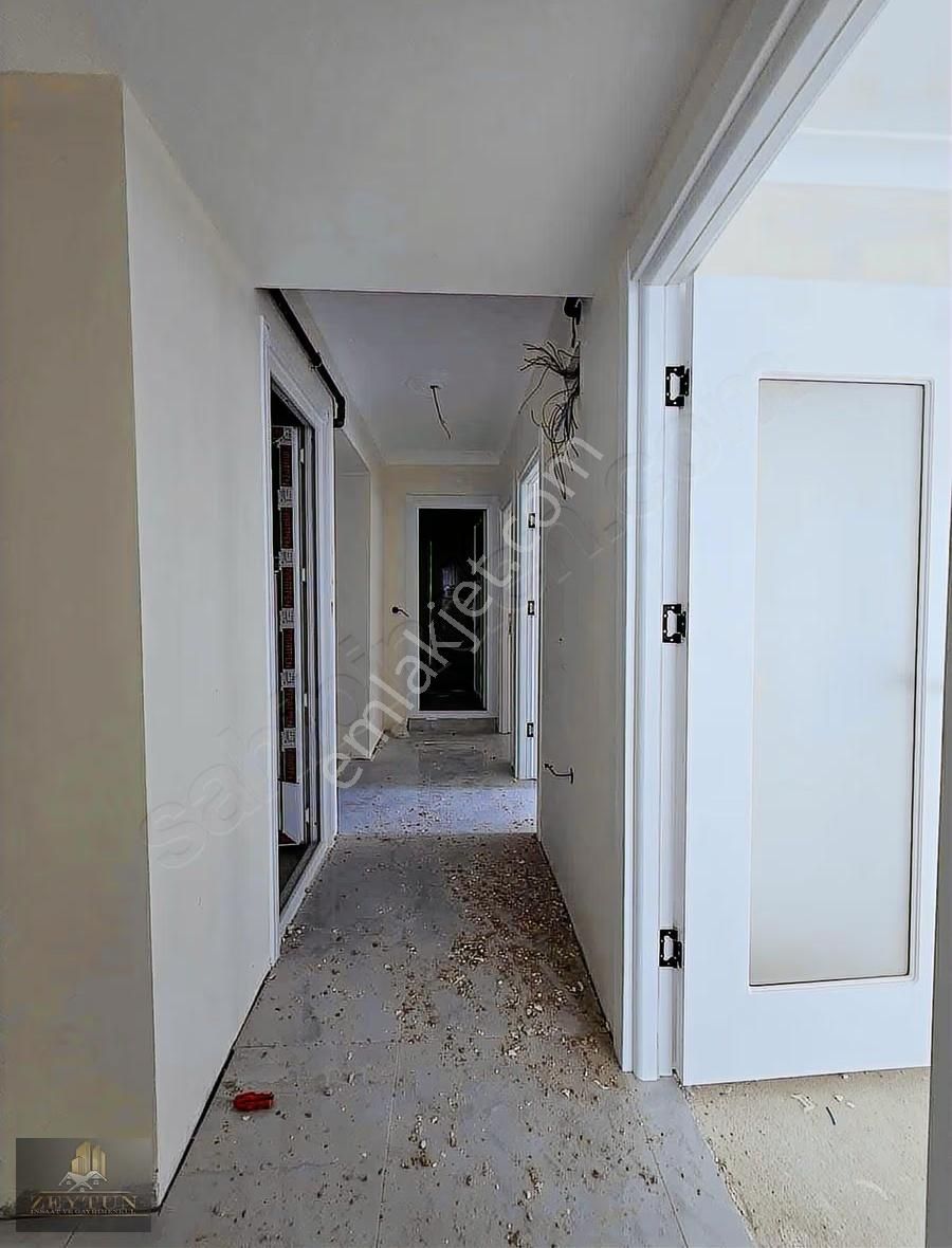 Başakşehir Güvercıntepe Merkezi Konumda Çift Balkonlu 2+1 Daire