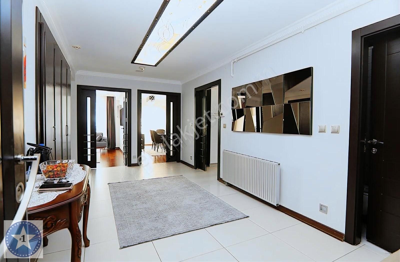 Çok Özel Konum Çok Özel Bina Çok Özel Ve Büyük Bir Daire - Görsel 28