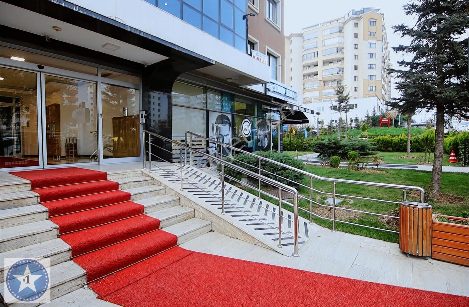 Çok Özel Konum Çok Özel Bina Çok Özel Ve Büyük Bir Daire - Görsel 24