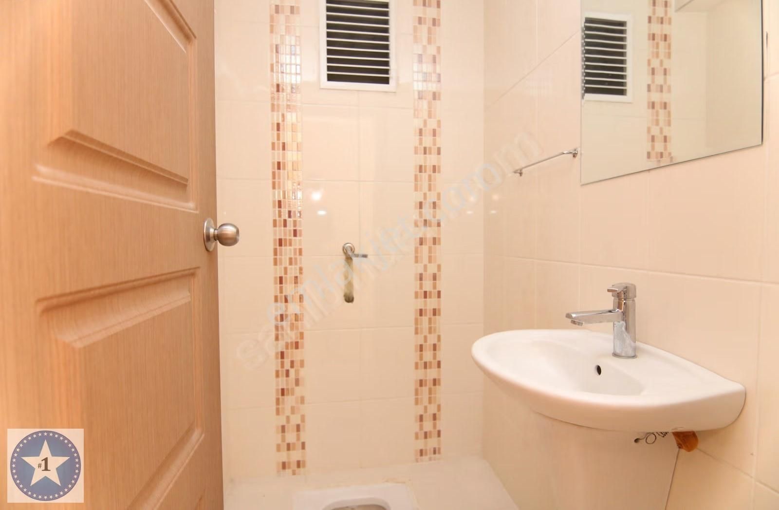 Ana Cadde Üzerinde Elit Konumda Geniş Odalar Kolay Ulaşım - Görsel 28