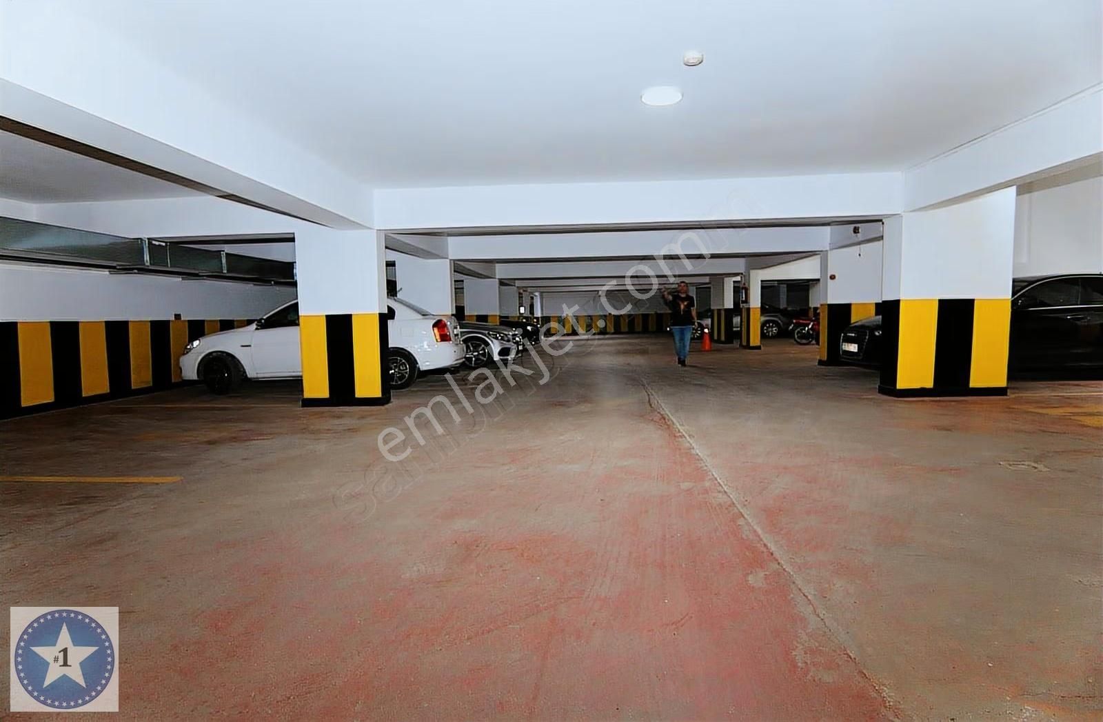 Ana Cadde Üzerinde Elit Konumda Geniş Odalar Kolay Ulaşım - Görsel 21