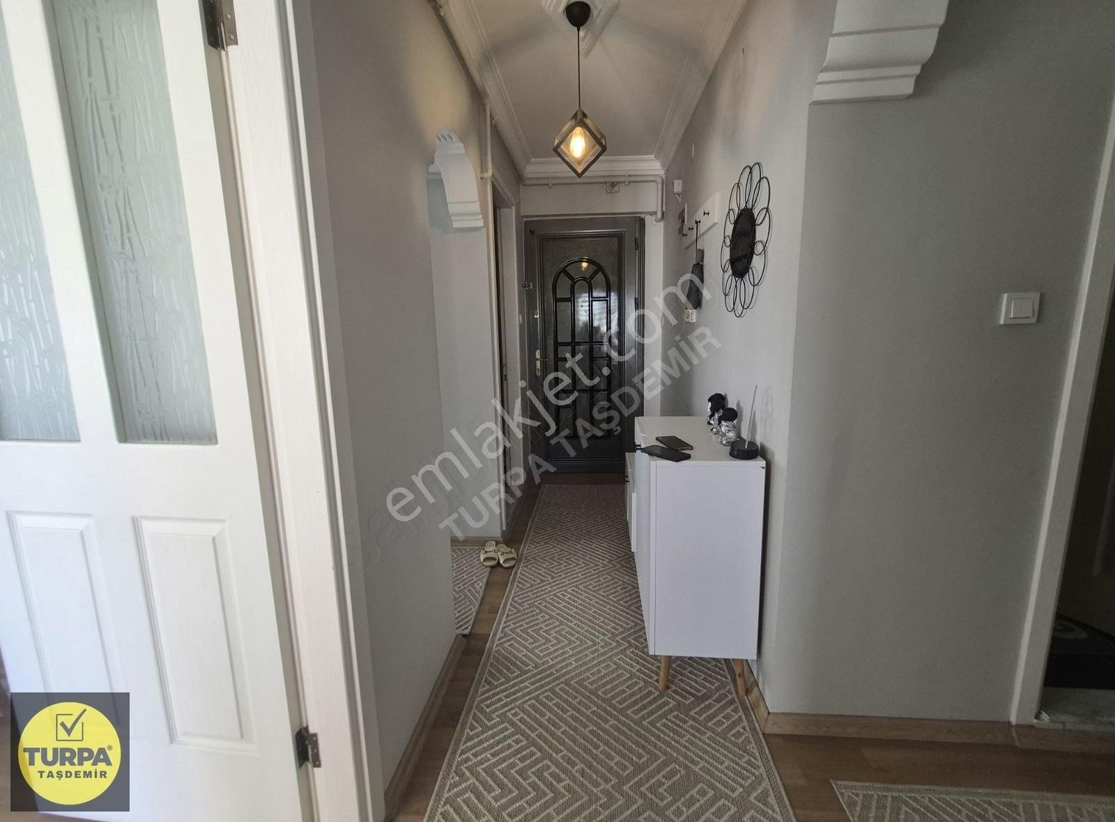 Bornova Özkanlar Gürmar Yakını Satılık 3+1 Arakat Bakımlı Daire - Görsel 18