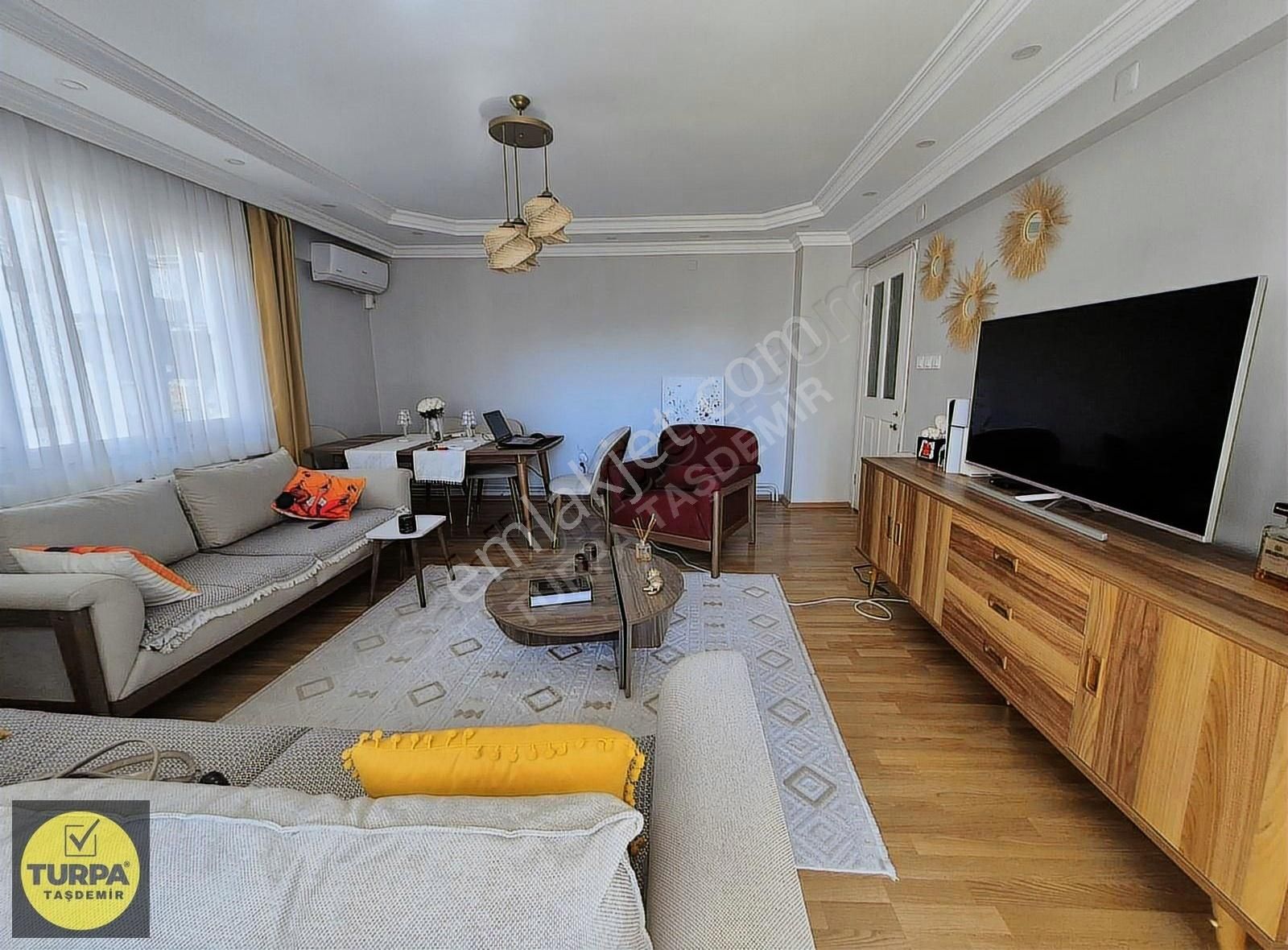 Bornova Özkanlar Gürmar Yakını Satılık 3+1 Arakat Bakımlı Daire - Görsel 3